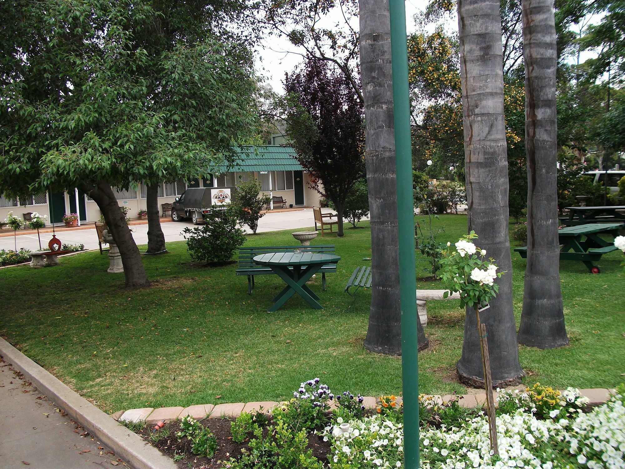 Motel Park And