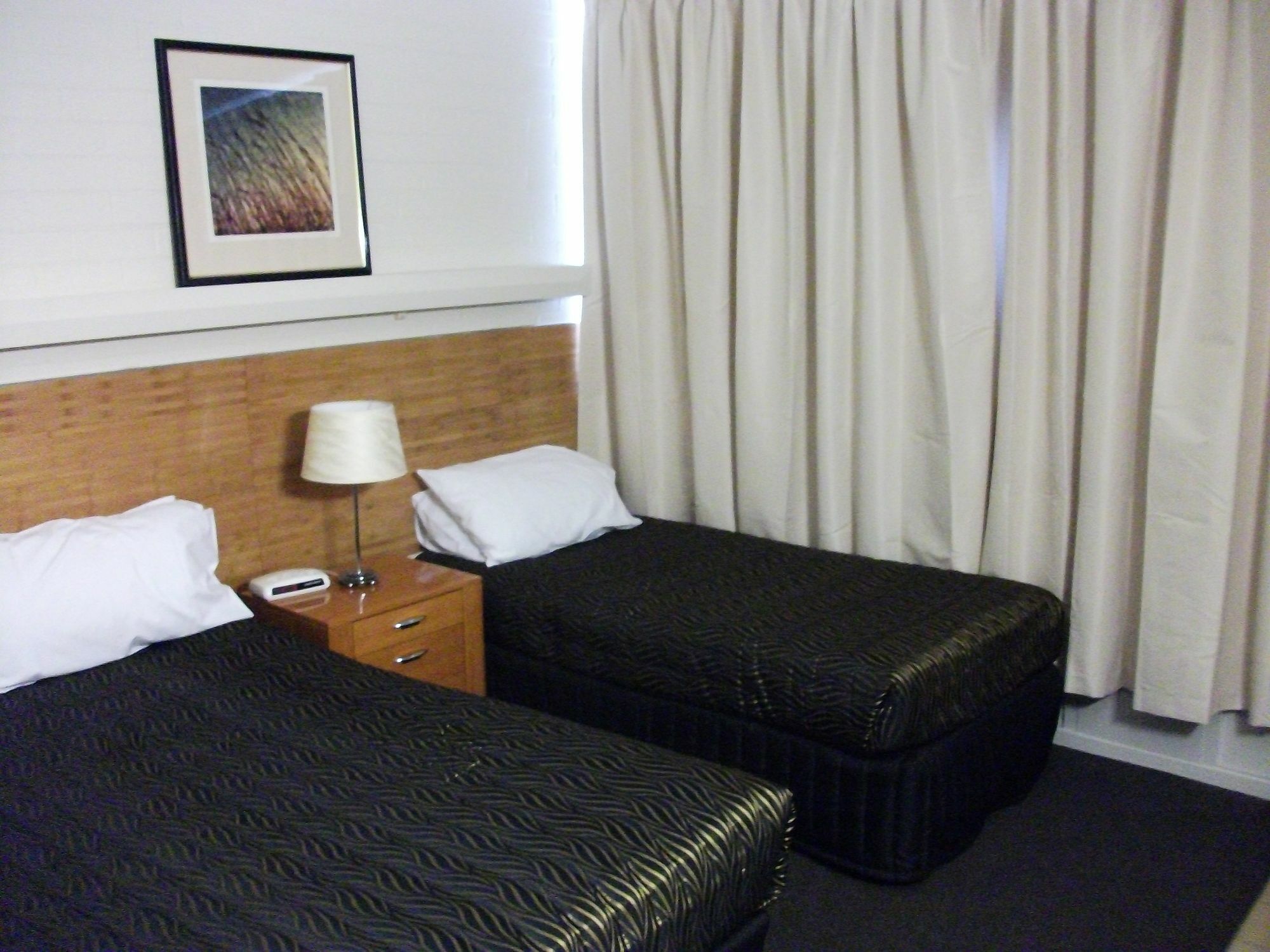 Motel Park And Wagga Wagga